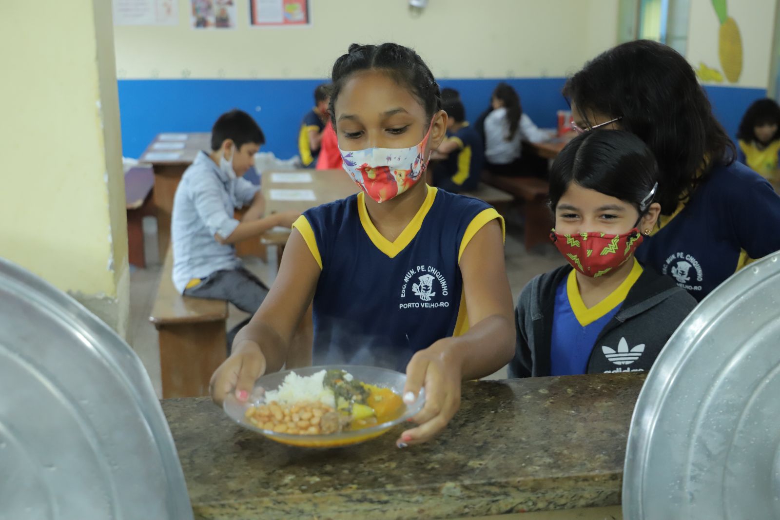 Merenda escolar atende a mais de 45 mil alunos da rede municipal